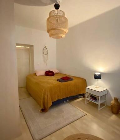Lovely Apartment In The Centre, Street Level And Inner Yard Helsingfors Exteriör bild